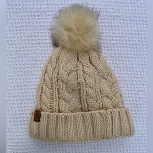 Cozy Cream Knit Winter Beanie Fleece Lined